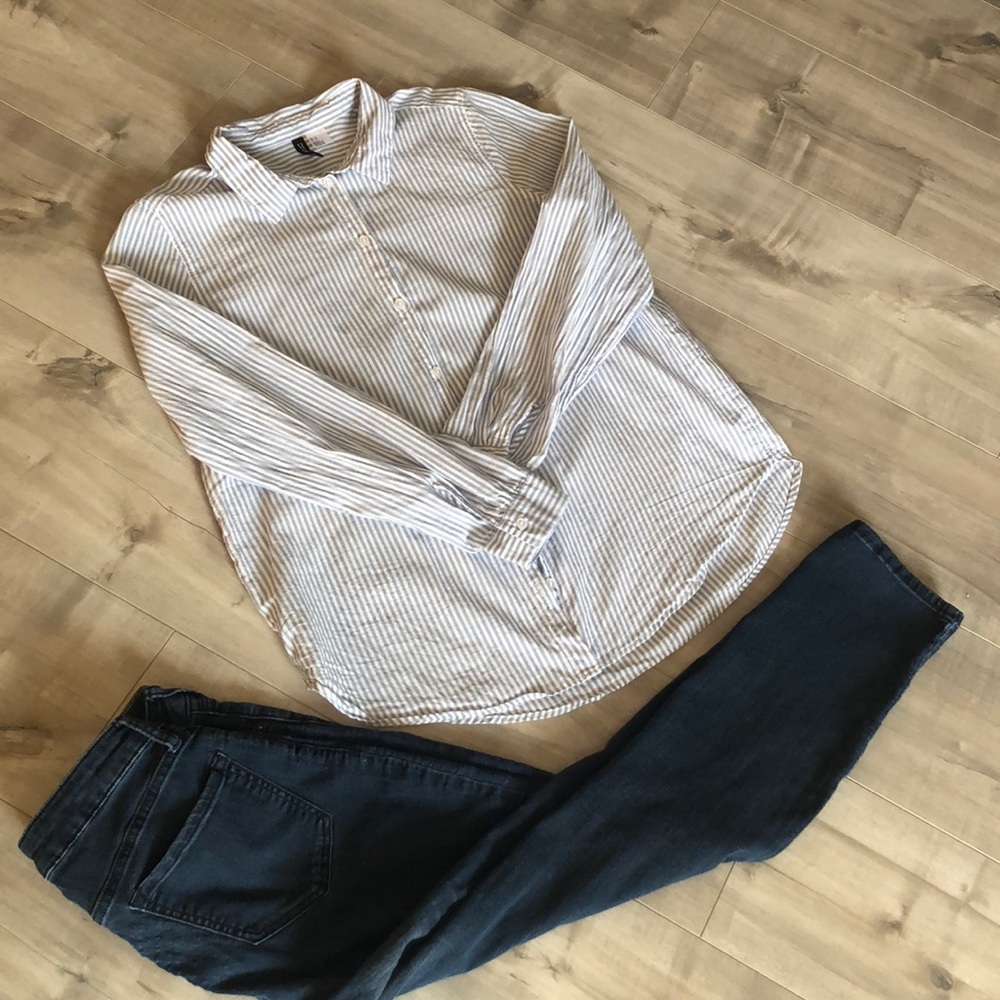Long sleeve button up shirt